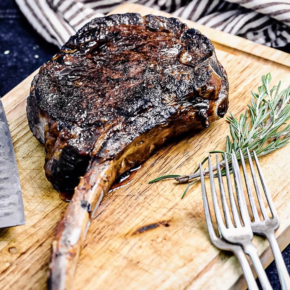 Tomahawk Steak